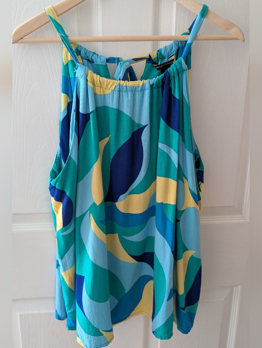 Millennium Artsy Cool Tones Drawstring Halter Top - Size 3X, 100% Rayon